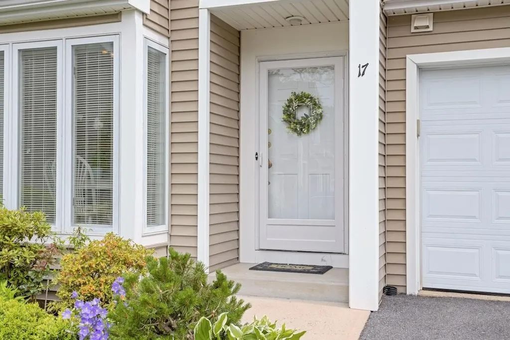 17 Spring Pond Drive Ossining NY 10562