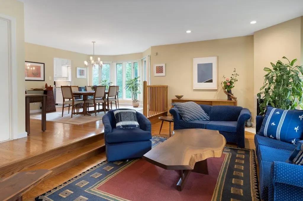 17 Spring Pond Drive Ossining NY 10562