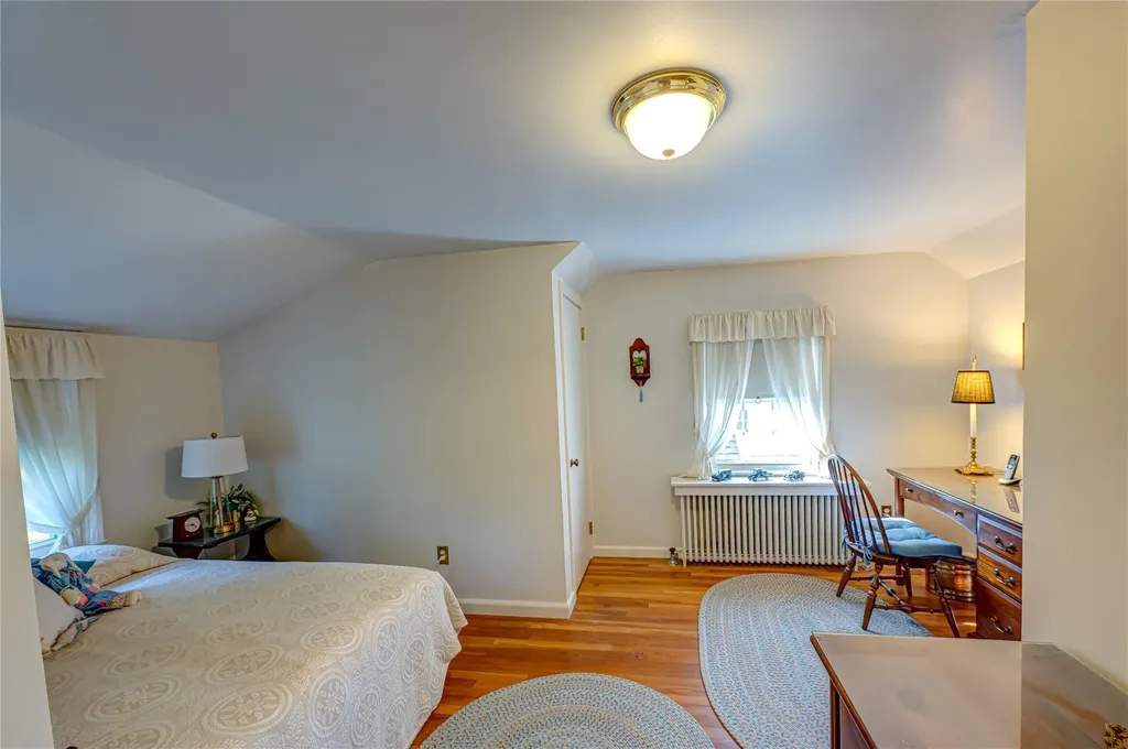 832 Ostrander Avenue Riverhead NY 11901