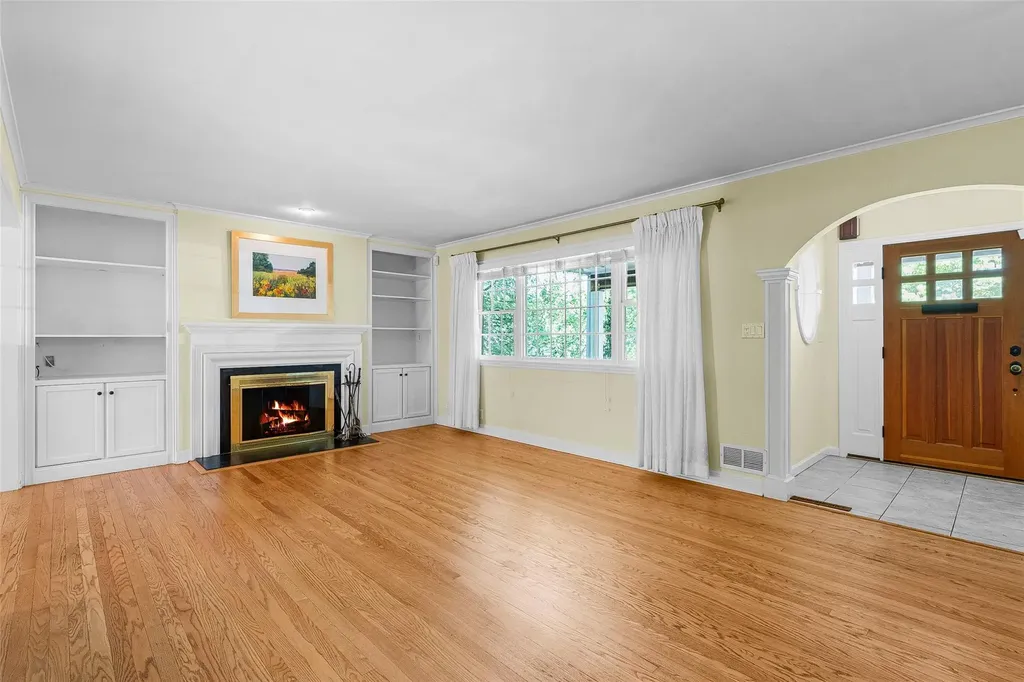 4 Senate Place Larchmont NY 10538