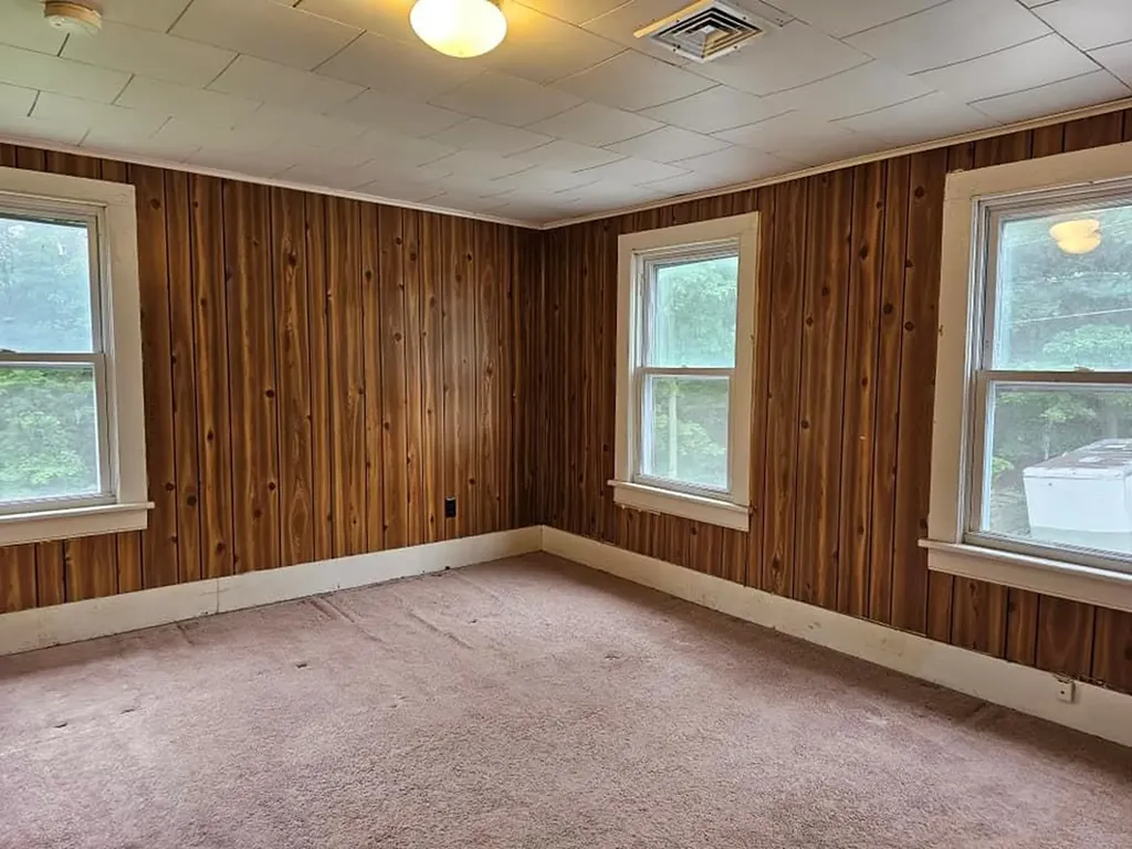 3 Fall Street Port Jervis NY 12771