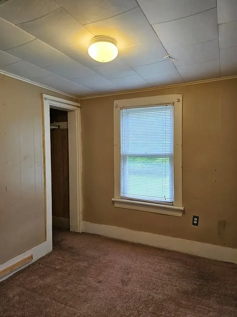 3 Fall Street Port Jervis NY 12771
