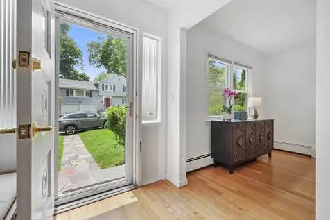 125 Brown Road Scarsdale NY 10583