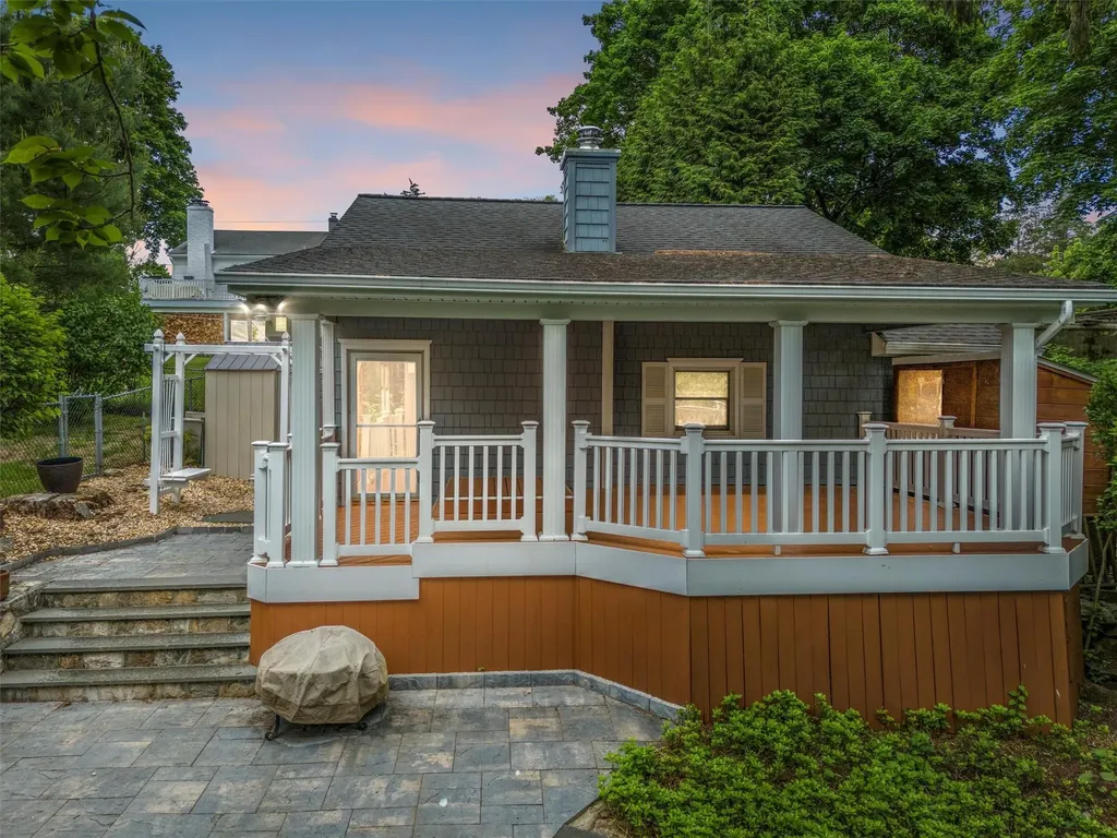 12 Hillside Terrace Amawalk NY 10501