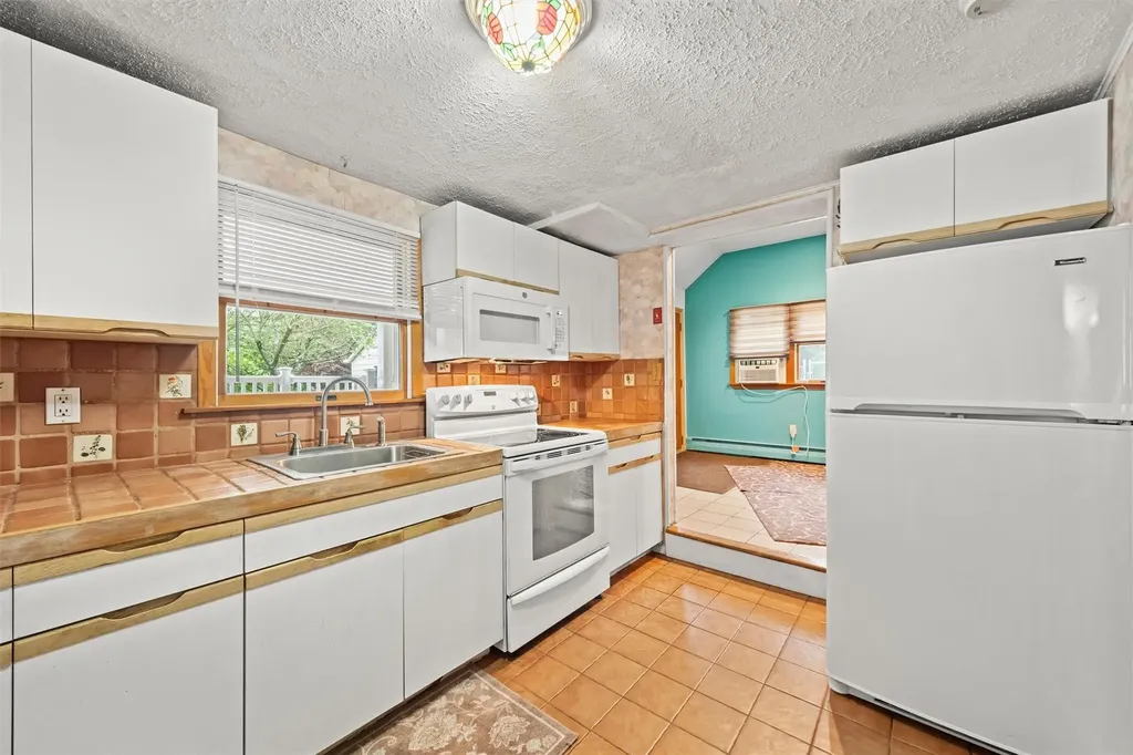 12 Hillside Terrace Amawalk NY 10501