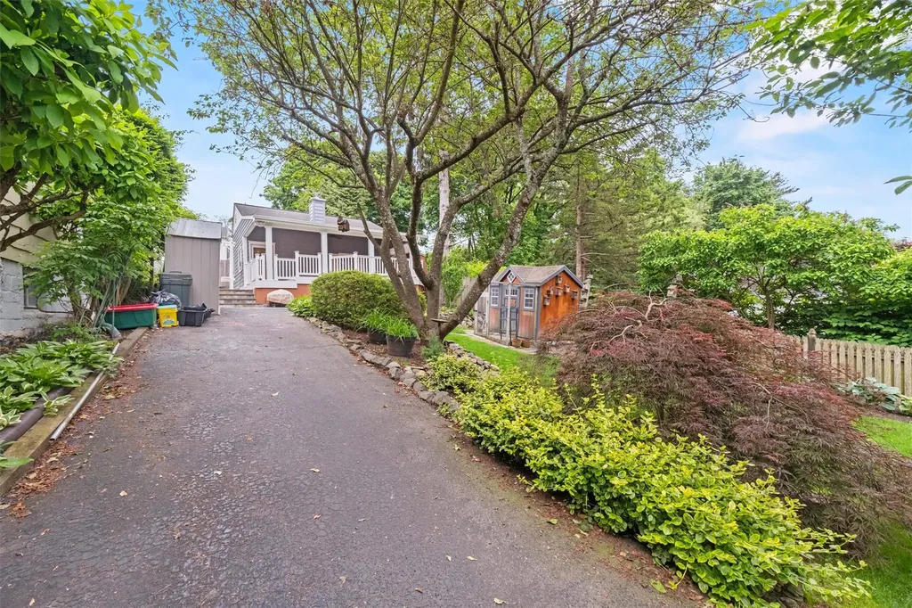 12 Hillside Terrace Amawalk NY 10501