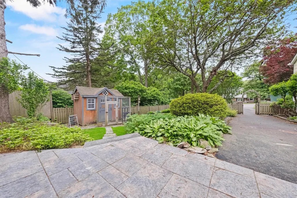 12 Hillside Terrace Amawalk NY 10501