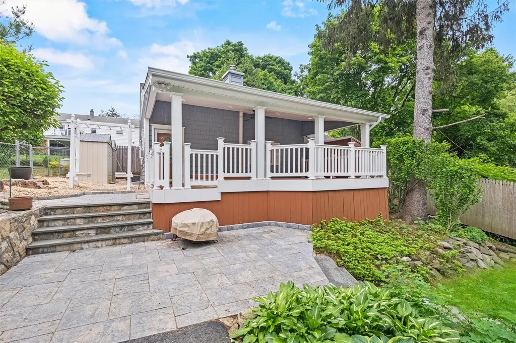 12 Hillside Terrace Amawalk NY 10501