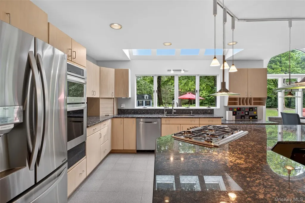 109 Sleight Plass Road Poughkeepsie NY 12603