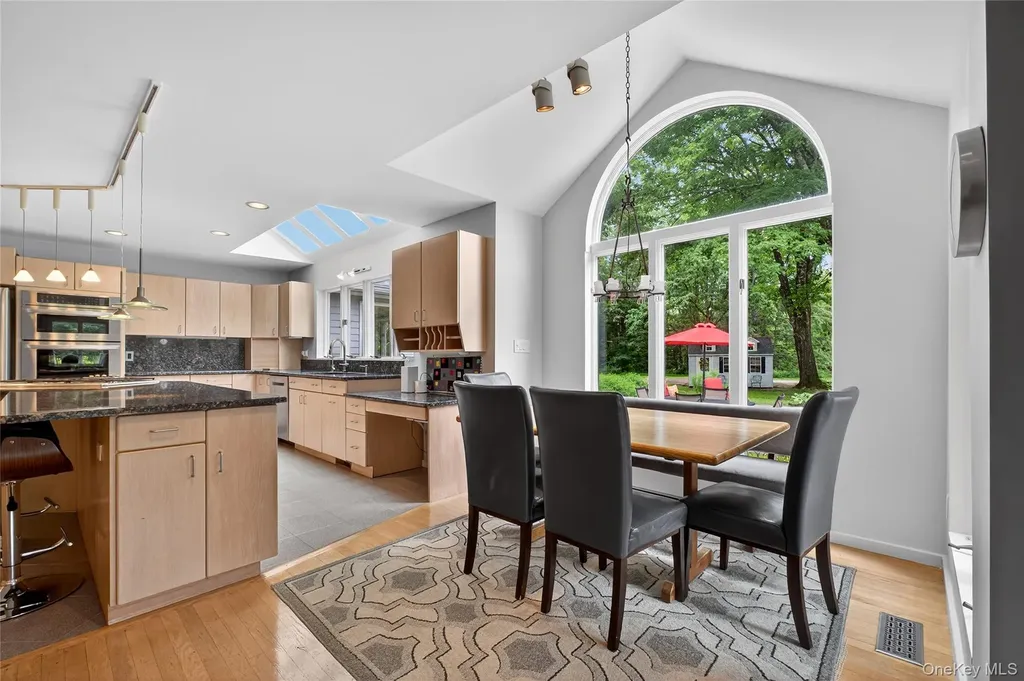 109 Sleight Plass Road Poughkeepsie NY 12603