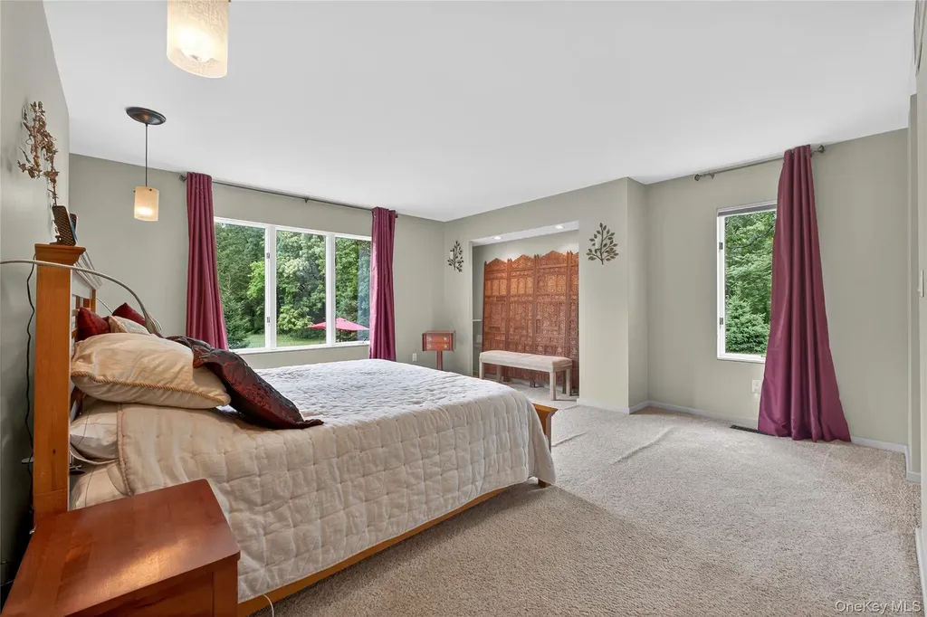 109 Sleight Plass Road Poughkeepsie NY 12603
