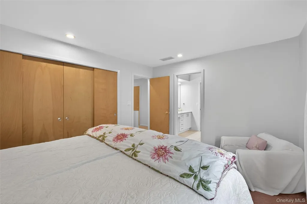 109 Sleight Plass Road Poughkeepsie NY 12603