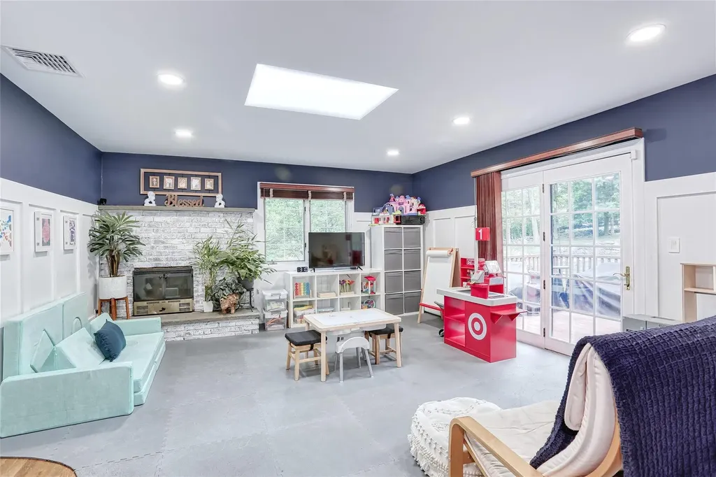 285 Willow Grove Road Stony Point NY 10980