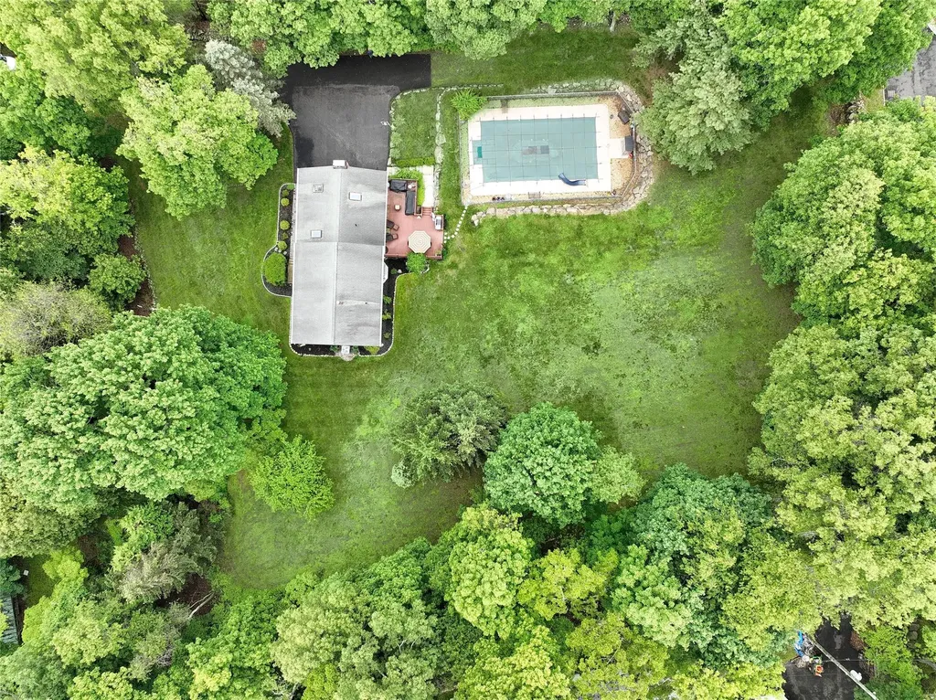 285 Willow Grove Road Stony Point NY 10980