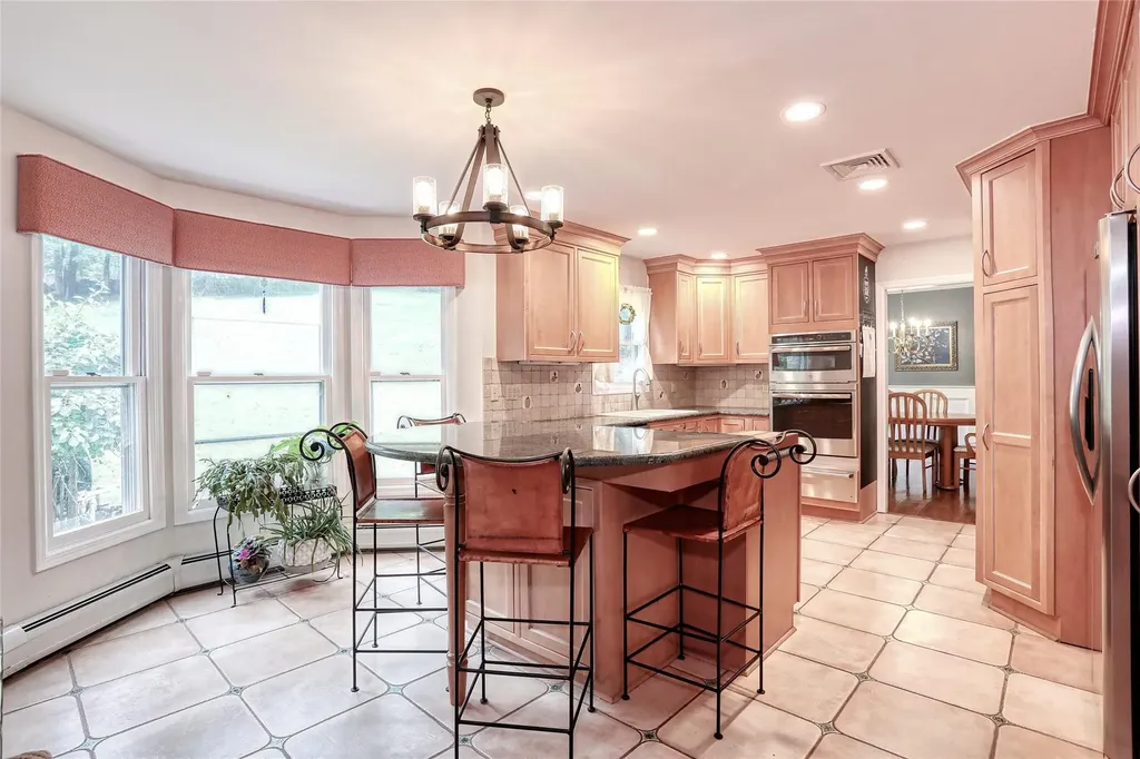 285 Willow Grove Road Stony Point NY 10980