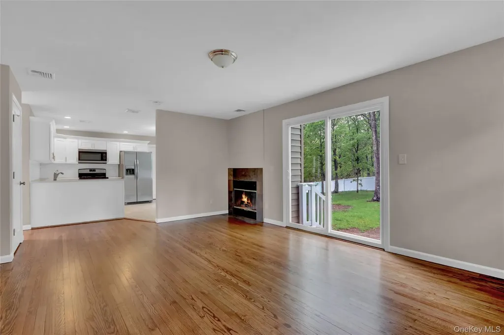 31 Teller Avenue Coram NY 11727