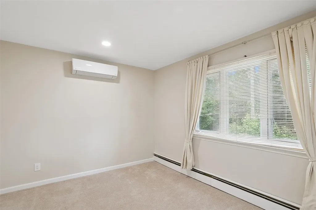 34 Arcadia Drive Dix Hills NY 11746