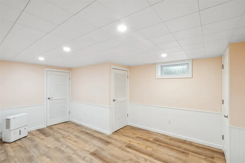 34 Arcadia Drive Dix Hills NY 11746