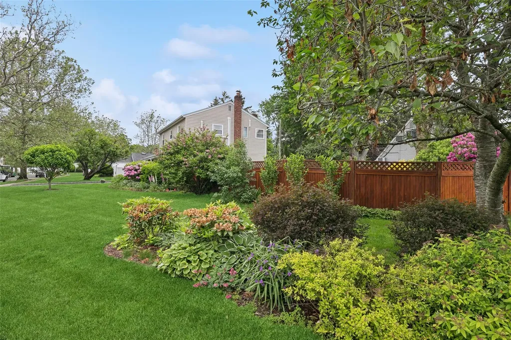 34 Arcadia Drive Dix Hills NY 11746