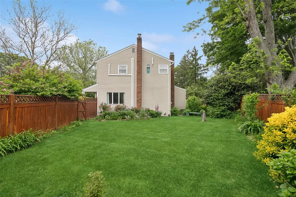 34 Arcadia Drive Dix Hills NY 11746