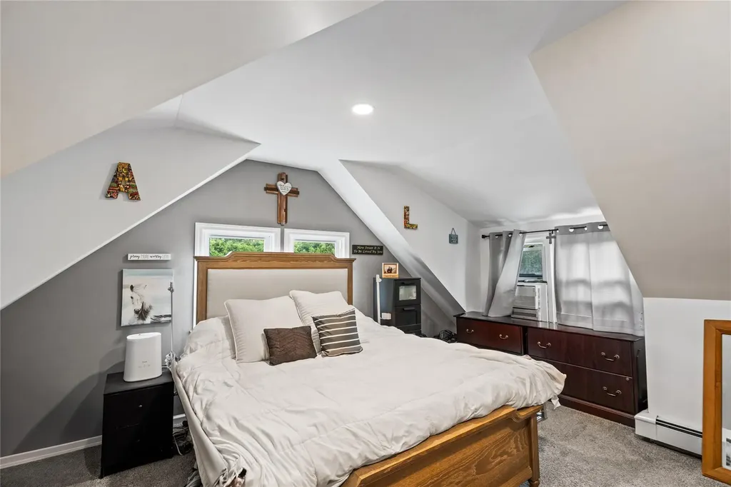 306 Mccall Avenue West Islip NY 11795