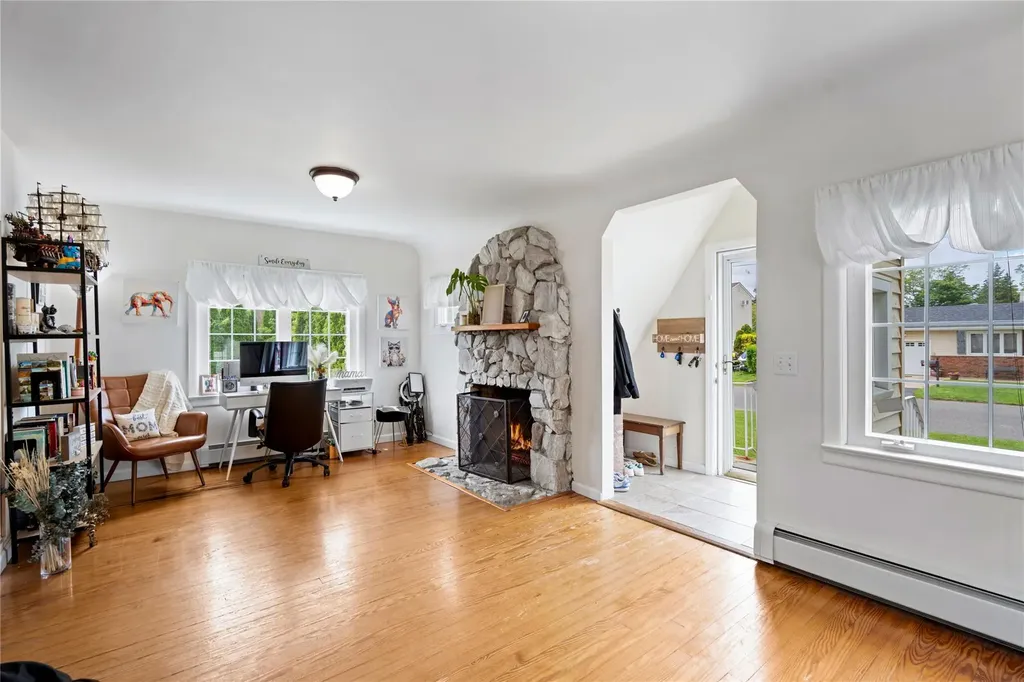 306 Mccall Avenue West Islip NY 11795