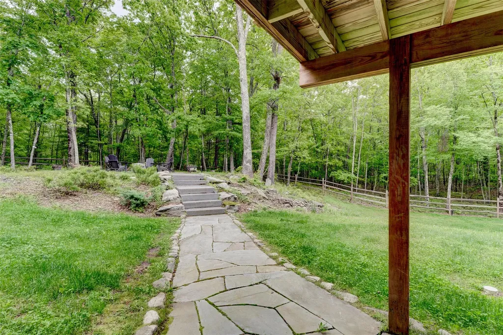 85 Maple Lane Narrowsburg NY 12764