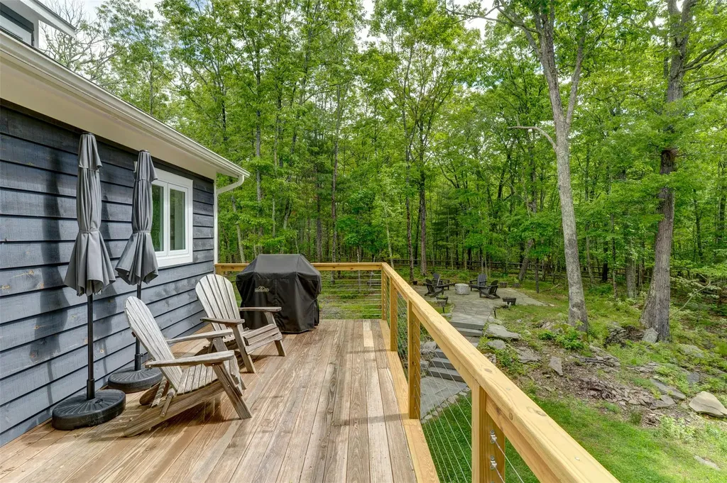 85 Maple Lane Narrowsburg NY 12764