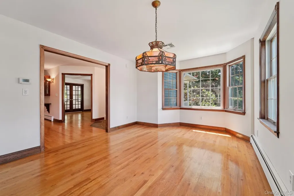 159 Martin Place Pearl River NY 10965