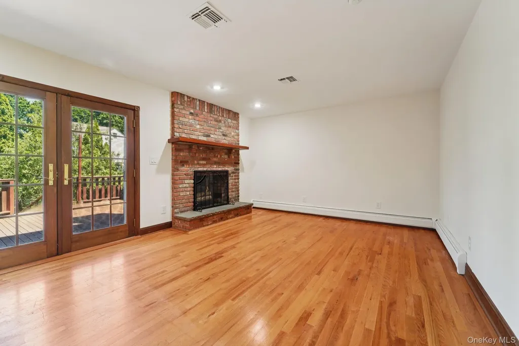 159 Martin Place Pearl River NY 10965