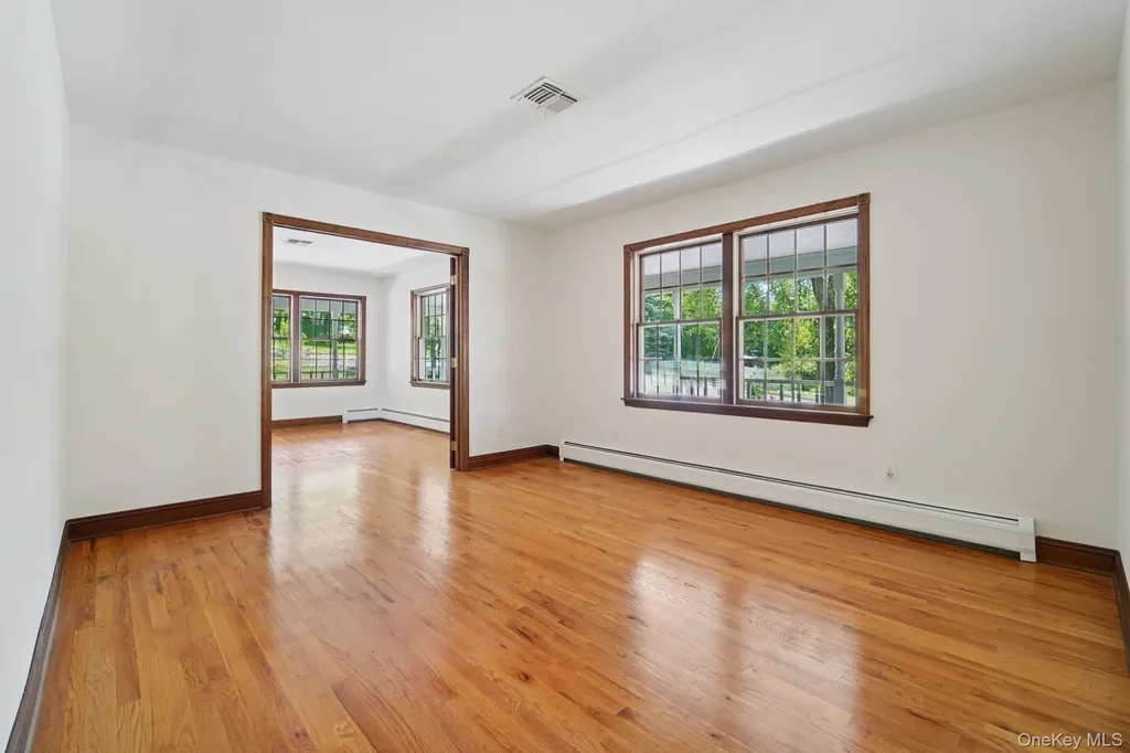 159 Martin Place Pearl River NY 10965