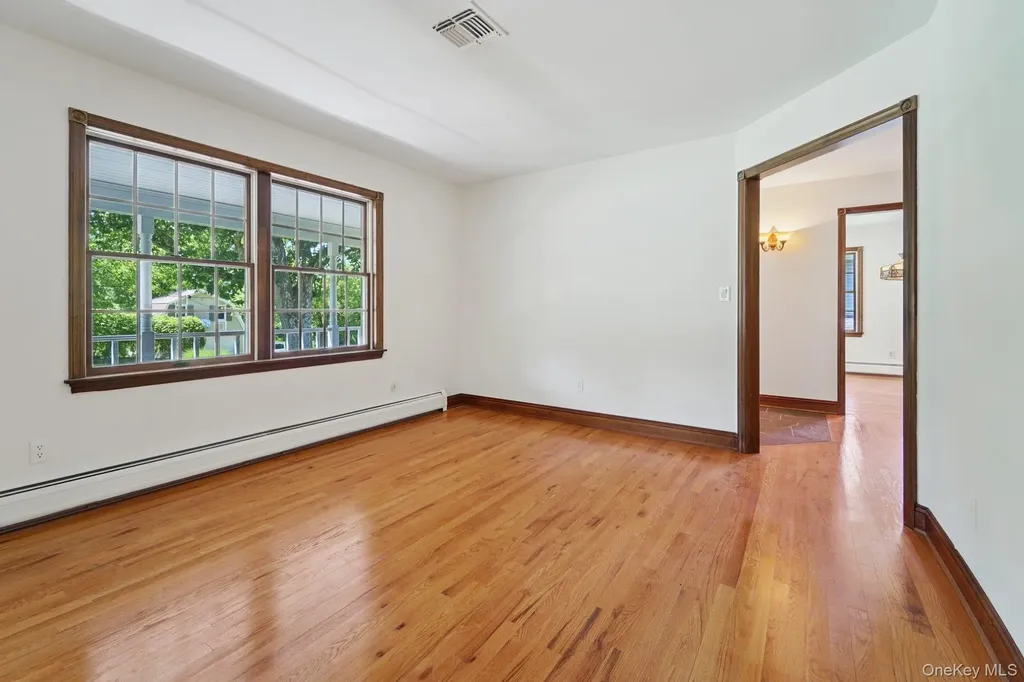 159 Martin Place Pearl River NY 10965