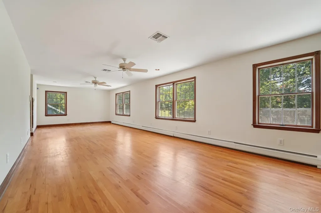 159 Martin Place Pearl River NY 10965