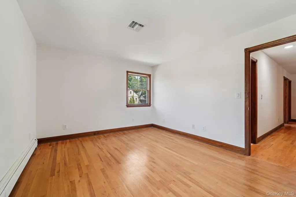159 Martin Place Pearl River NY 10965