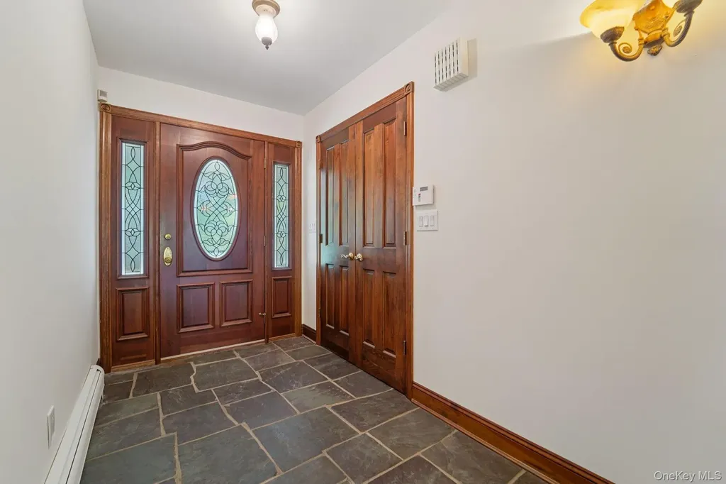159 Martin Place Pearl River NY 10965