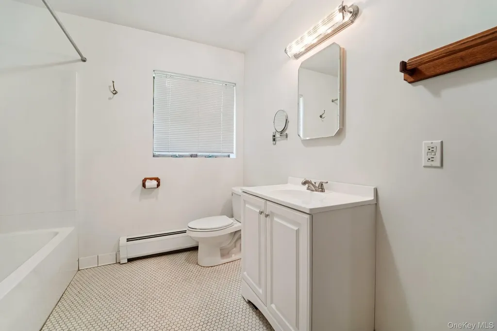 159 Martin Place Pearl River NY 10965