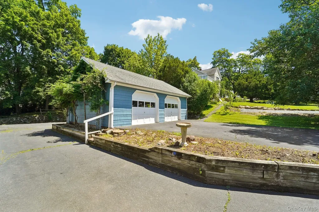 159 Martin Place Pearl River NY 10965