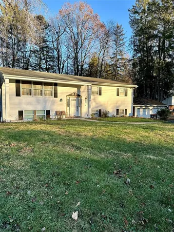 12 Roe Drive Hyde Park NY 12538