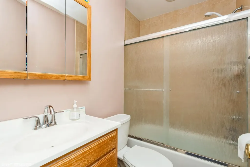 15 Sharon Drive Spring Valley NY 10977