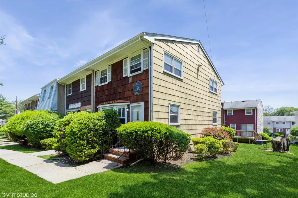 15 Sharon Drive Spring Valley NY 10977