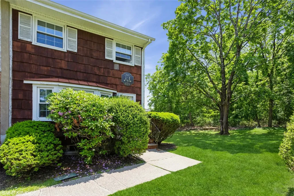 15 Sharon Drive Spring Valley NY 10977