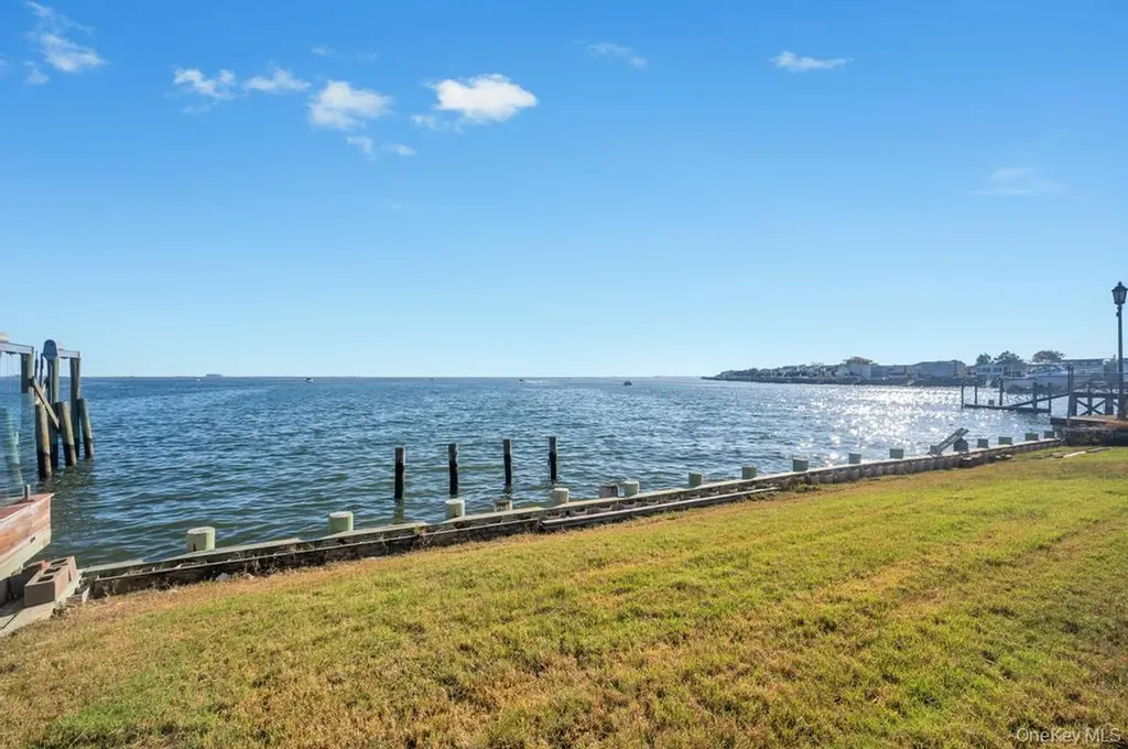 3142 Shore Road Bellmore NY 11710