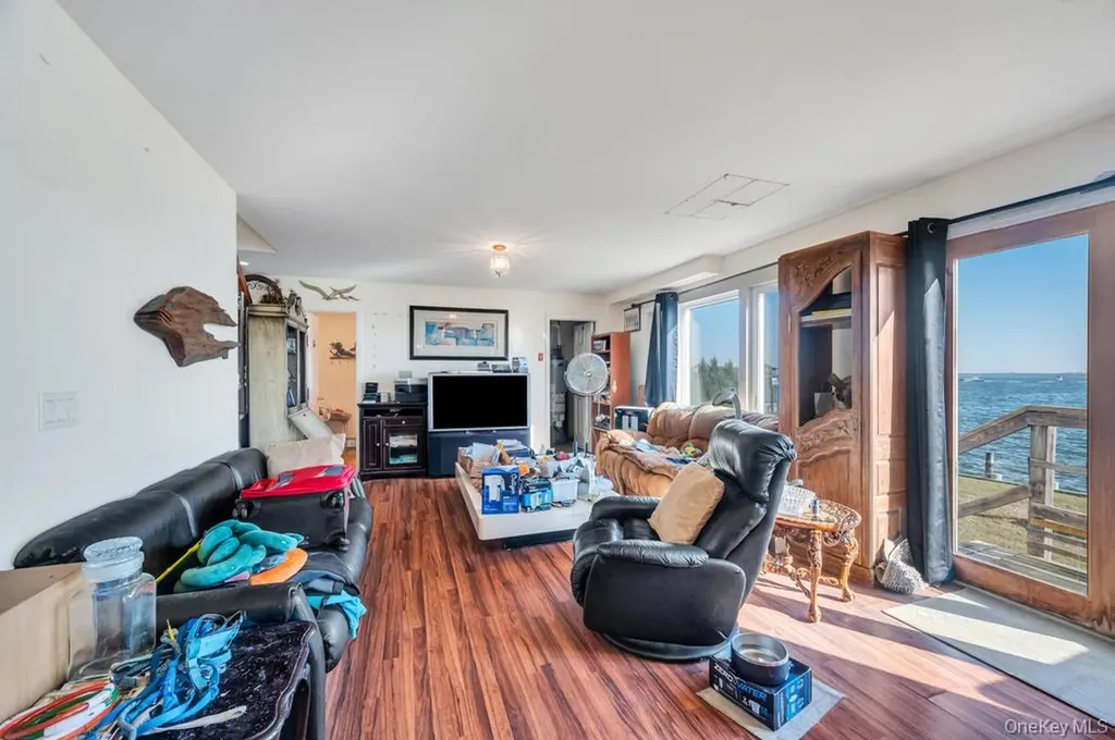 3142 Shore Road Bellmore NY 11710