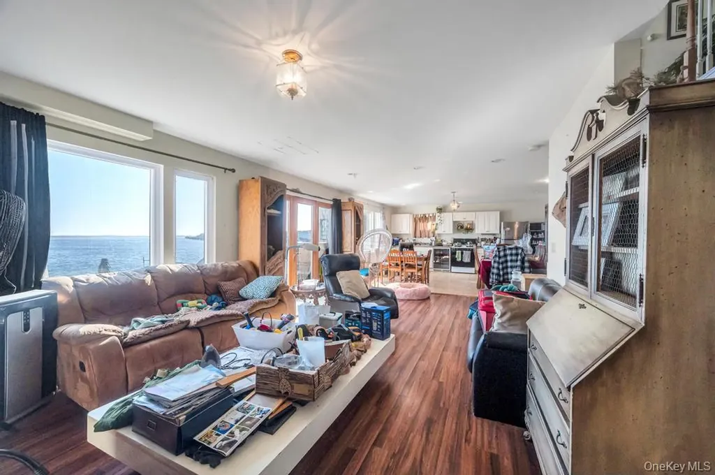 3142 Shore Road Bellmore NY 11710