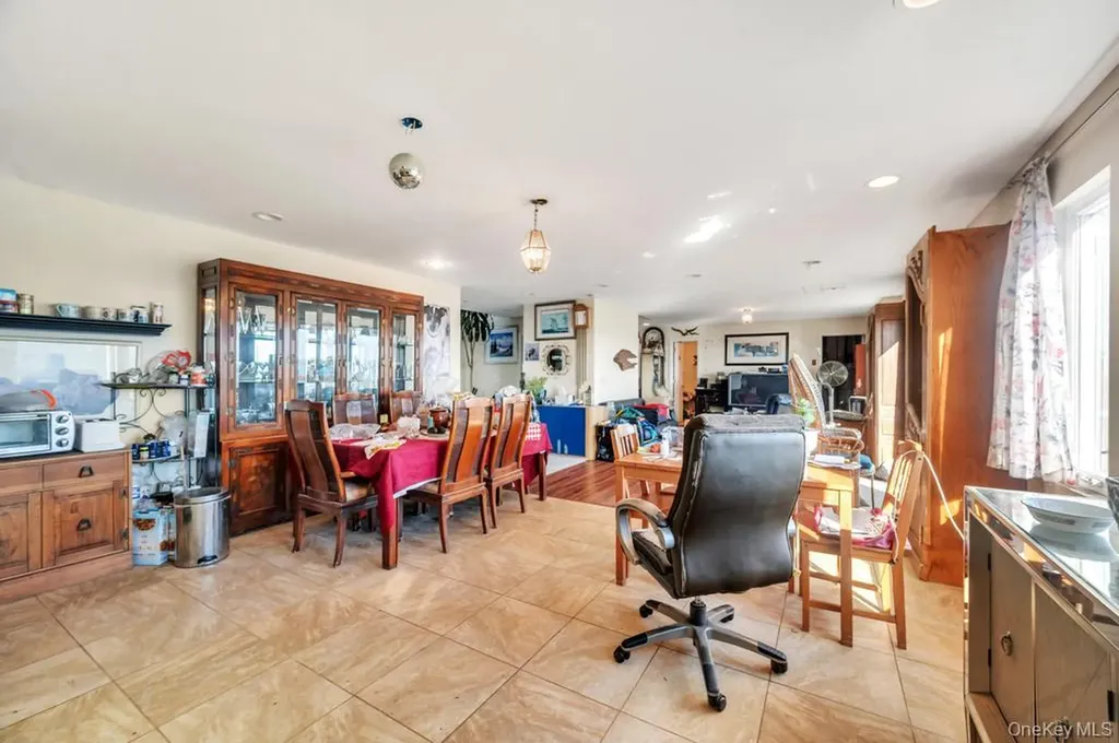 3142 Shore Road Bellmore NY 11710