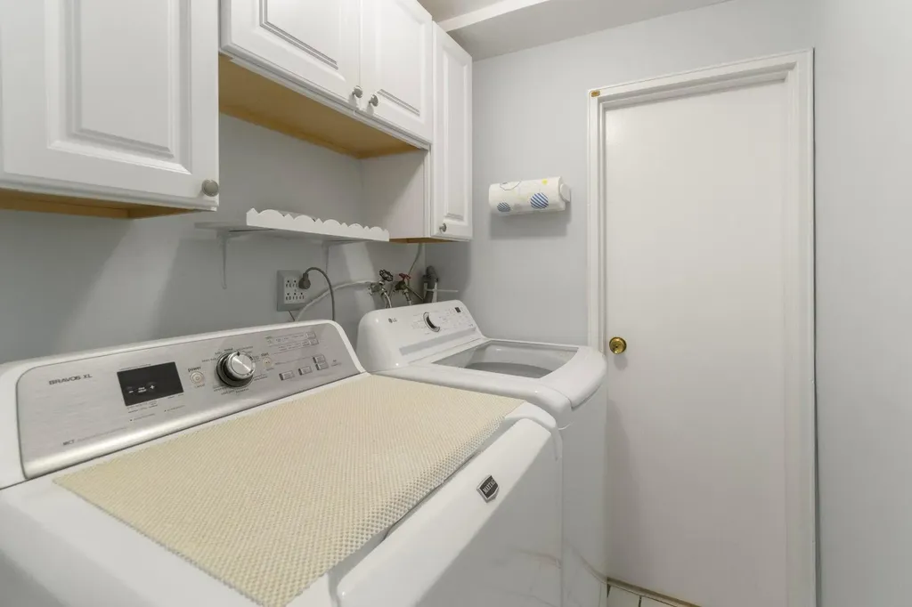 21 Pebble Place Commack NY 11725