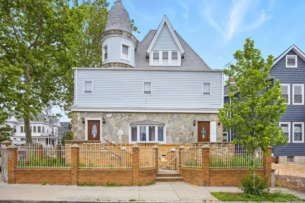 171 Arlington Avenue Brooklyn NY 11207