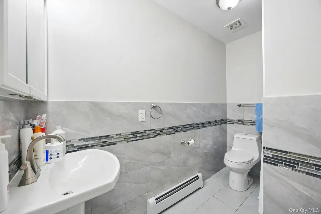 171 Arlington Avenue Brooklyn NY 11207