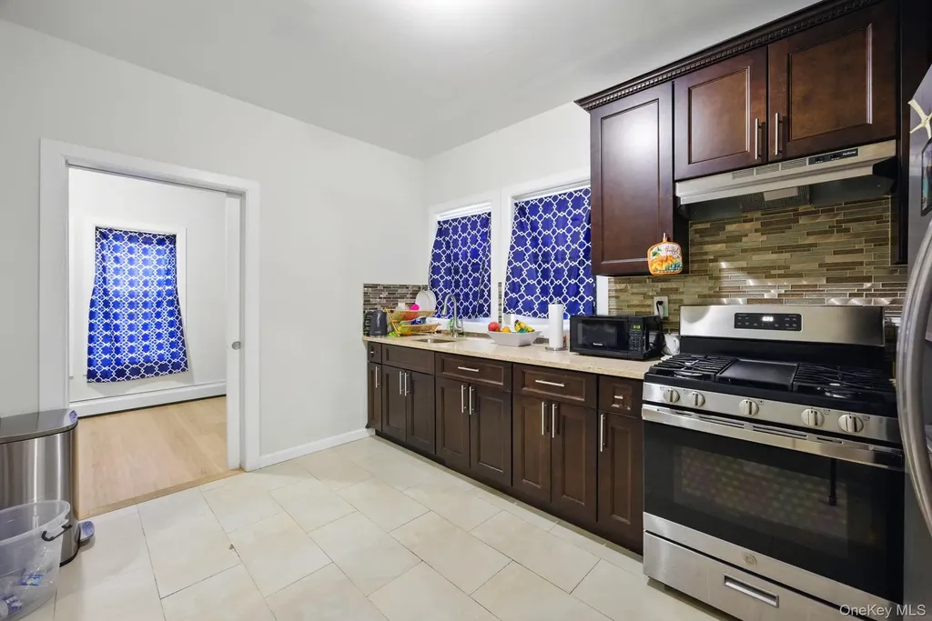 171 Arlington Avenue Brooklyn NY 11207