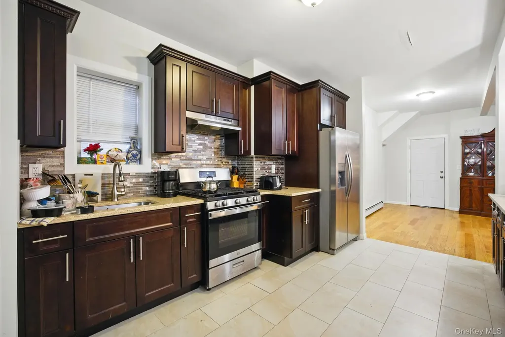 171 Arlington Avenue Brooklyn NY 11207